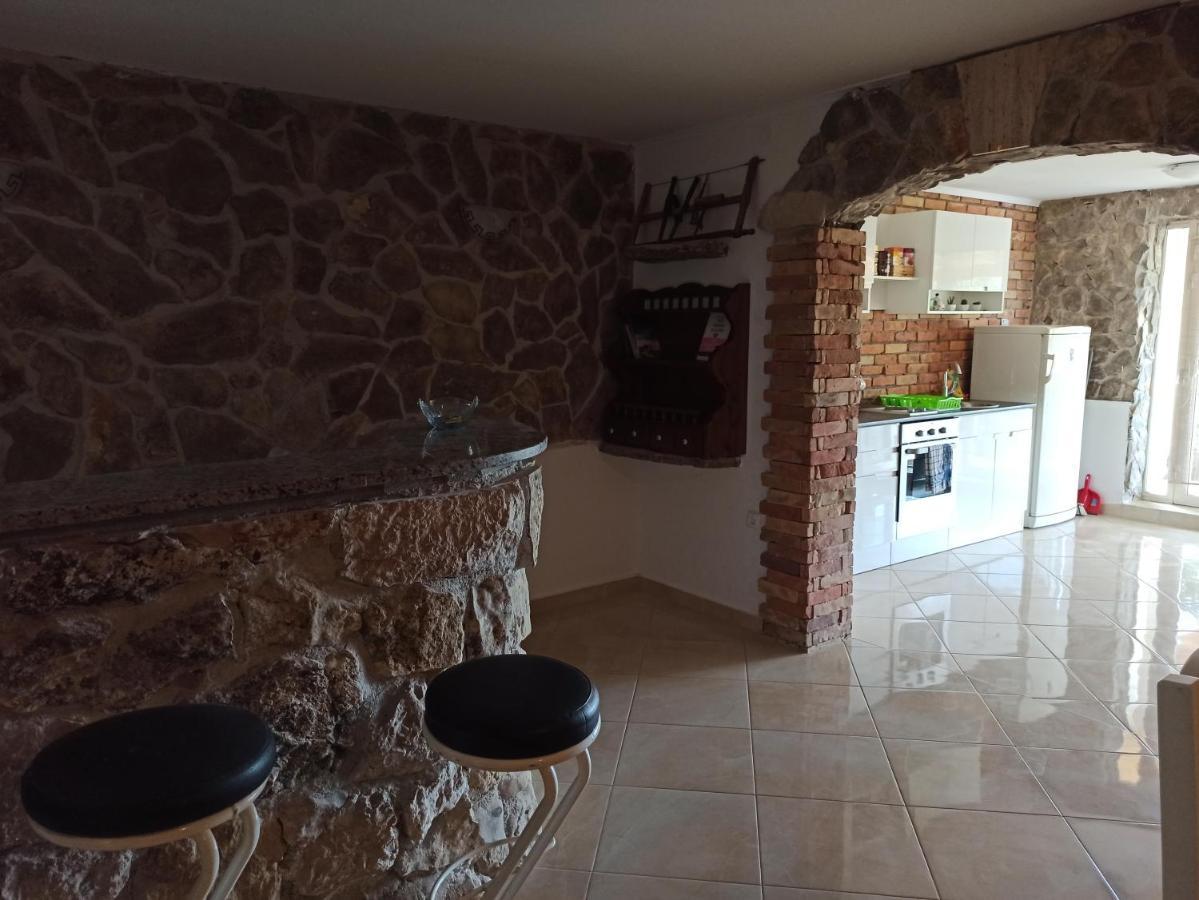 Mare Apartment Babin Dub Plocanski