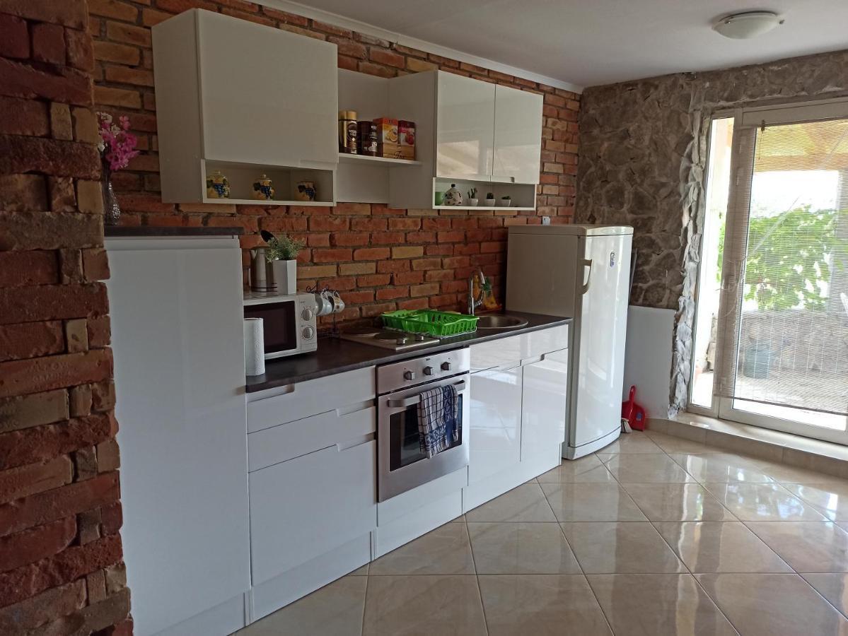 Mare Apartment Babin Dub Plocanski